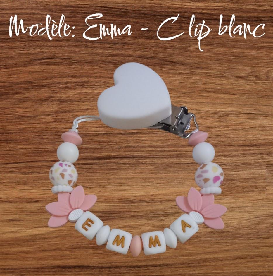 Attache tétine personnalisée fleurs de lotus. Modèle Emma, thème floral. Cadeau naissance, baby shower, jeunes parents. Création française.