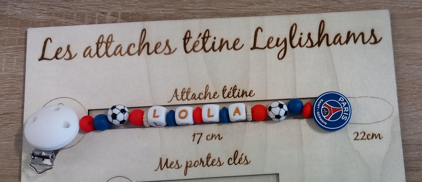 Attache tétine personnalisée Paris Saint Germain. Modèle Lola PSG pour fille et garçon. Cadeau naissance. Création française, fait main.
