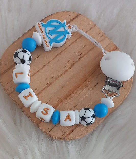 Attache tétine personnalisée Olympique de Marseille. Modèle Lisa, OM, Mixte. Cadeau naissance, baby shower. Création française